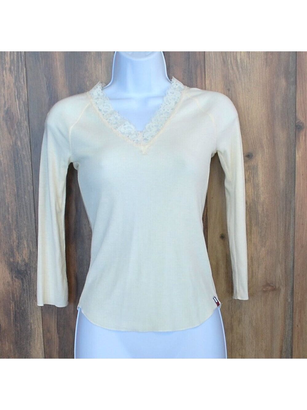 Tommy Hilfiger Women's Cream Lace V Neck Ribbed Long Sleeve Top S
